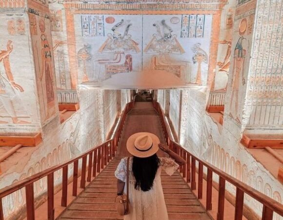 Cairo to Luxor 2 Days Tour: Hot Air Balloon & Valley of the Kings | Egypt Tours